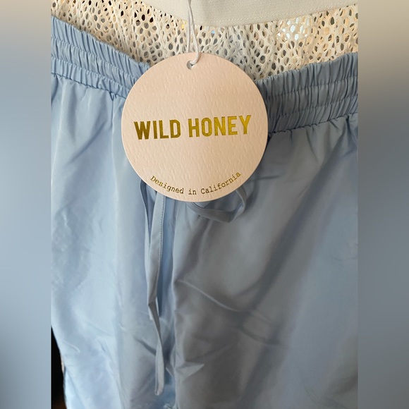 🍀NWT Wild Honey Skyblue/ White Side Strip Mesh Band Jogger pants - Picture 5 of 5